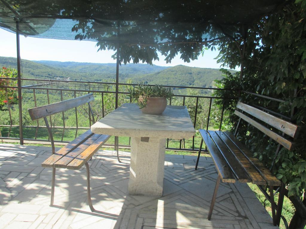 Apartment Fabris Roč Δωμάτιο φωτογραφία
